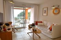 Les Sanguinaires N'7 - T2 Vue Mer, Piscine & Plage - Bed and Breakfast Ajaccio