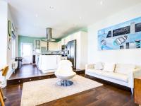 Pass the Keys Large house Leigh Sea views - B&B