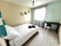 maison familiale 14 personnes - Chambres d’hôtes Les Ponts-de-Cé