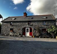 The Burren Coach House - B&B