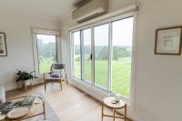 Stunning Top of the Otways Views 3-4 Bedroom House - Chambres d'hôtes Beech Forest