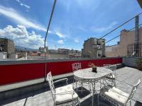 Elegant Downtown Studio by White Tower - B&B Salónica