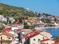 Apartments by the sea Podgora, Makarska - 23678 - B&B