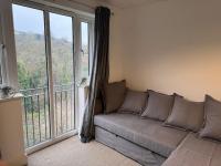 Apartment near Luton Airport, Train Station & Football Club - B&B