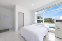 Double Room with Sea View 3