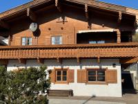 Einzigartiges Alpenstil Chalet mit Panoramablick - Ferienwohnung