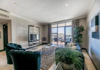 Luxury Living at The Icon - B&B