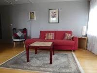 Superior One-Bedroom Apartment