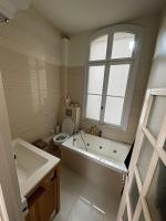 Cosy and Modern near Champs-Élysées - Arc de Triomphe - B&B