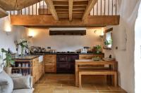 NEW Luxury Devon Barn Conversion - B&B Georgeham