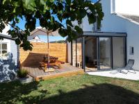 Maison de vacances centre bourg Plouhinec - B&B