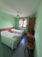 Chambre Lits Jumeaux avec Salle de Bains Privative