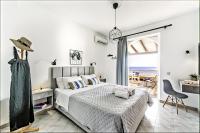 Deluxe Appartement met 2 Slaapkamers en Uitzicht op Zee