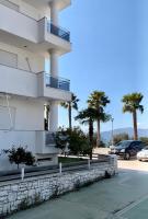 Klara's SideSea View Apartment - B&B Saranda