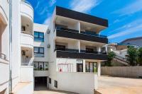 Appartement met 1 Slaapkamer, Balkon en Uitzicht op de Stad