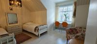 Twin Room with Shared Bathroom