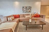 Luxury 3 Bedroom Getaway in Bouskouras Finest - Chambres d’hôtes Bouskoura