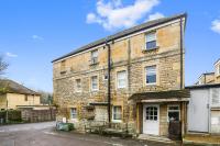 Charming 4-Bed Countryside Retreat with Parking - B&B Batheaston