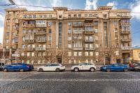 Апартаменти 3-кімнатні, метро Університет - B&B
