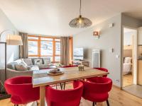 Appartement moderne 4 pièces avec piscine, spa, parking et accès direct aux pistes - FR-1-352-65 - Chambres d'hôtes Arc 1800