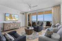 Emerald Key 603- Wrap Around Balcony Top Floor - B&B