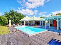 Luxueuse Villa avec Piscine Privée et Jardin dans un Cadre Sécurisé à Terres Basses, Marigot - FR-1-734-12 - Chambres d’hôtes