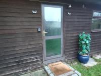 Thorpe Park Lodge Ground Floor Detached with 2 Free Gated Parking Spaces - B&B