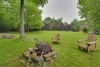 Oakland Vacation Rental < 1 Mi to Deep Creek Lake! - Chambres d'hôtes Oakland
