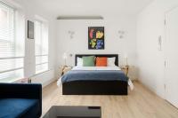 Elegant Mayfair Apartment - Bed and Breakfast