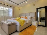 Green Gated Villa - B&B
