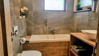 Village Premium Apartment by Český Krumlov Adults Only - Ferienwohnung Střížov