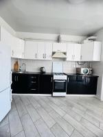 Стрийська 45а ЖК ЛЕВИ МІСТА АВТОВОКЗАЛ Гашека Наукова Кінг Кросс - Bed and Breakfast