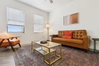 CozySuites Glendale by the stadium with pool 30 - B&B