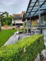 Appartement avec jardin - Piscine, uniquement sur réservation à 1h d'Interlaken - Ferienwohnung Avry FR
