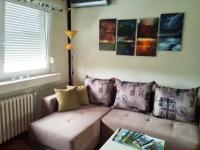 Bright and cozy room in the city centre - Ferienwohnung Novi Sad