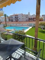 coronado perla POOL centro - B&B Nerja