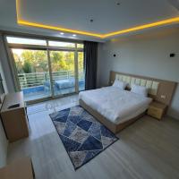 Studio met Kingsize Bed en Slaapbank