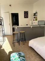 Studio meublé centre-ville Saint Junien - Ferienwohnung