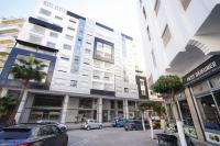 Appartement in Tanger City Center with Terasse 5 min to Tanger Marina-free Parking - B&B