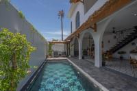 Villa Rhapsody Seminyak - B&B