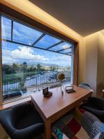 Encosta do Monte - Charming Villa - Bed and Breakfast