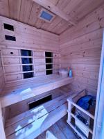 Family apartment Oros Medulin, with a pool, ggd - Bed and Breakfast Medulin