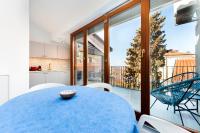 Bellevue - two bedroom apartment with terrace and private garage - Chambres d'hôtes Rovinj