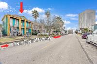 Historic Magnolia - Walk to Strand, Cruises, UTMB, and Seawall! - B&B