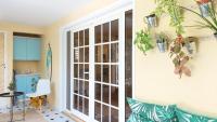 TROPICAL PARADISE La MARINA - Bed and Breakfast