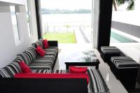 Bolgoda Grand - Luxury by the Lake - B&B