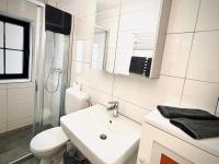 City Apartment Osnabrück -- inklusive Parkplatz & WiFi, vollausgestattete Küche mit Geschirrspüler -- Perfekt für Urlaub & Business - Chambres d'hôtes Osnabrück