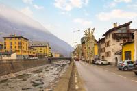 1min from Bernina Express - Mountain View - AC - WiFi - Ferienwohnung