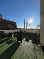 Studio et terrasse près de Paris - B&B Suresnes