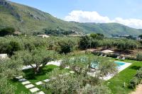 Appartamento Premium con 3 Camere da Letto e Balcone